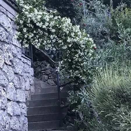 Bellavista Castro (Lombardy)