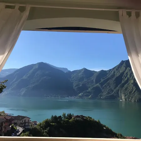 Bed & Breakfast Bellavista Castro (Lombardy)