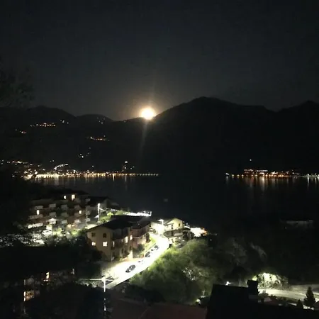 Bellavista فندق مبيت وإفطار Castro (Lombardy)